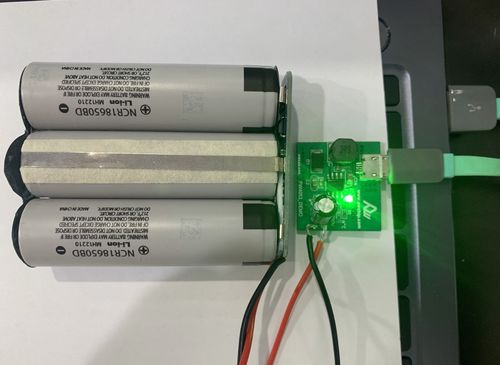 三节锂电池充电IC设计指南 5V与18V双输入方案解析
